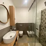 Lejlighed Centrale, 5 Posti Letto, Vicino Al Mare, Due Bagni