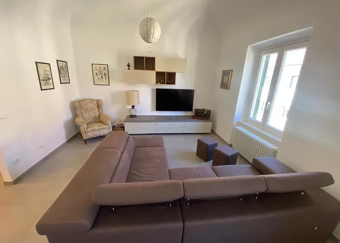 Centrale, 5 Posti Letto, Vicino Al Mare, Due Bagni Appartement Savona